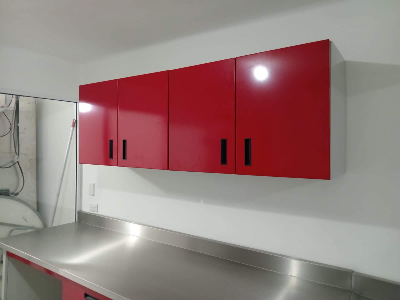 Laboratorio Sigma Alimentos con mobiliario técnico Santre
