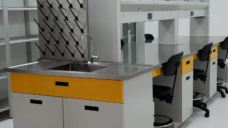 Diseño de laboratorio funcional y seguro para responsables técnicos