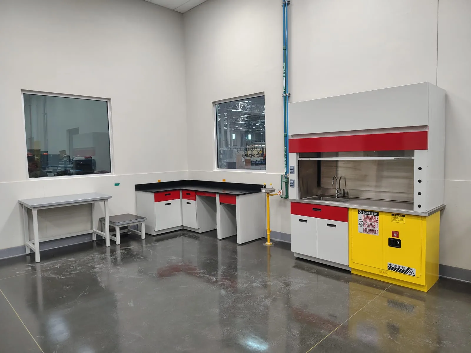 Campanas de extracción de humos instaladas en planta Doosan Bobcat, Salinas Victoria, Nuevo León — Santre Industrial